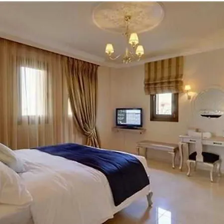 Hotel Stevalia 3*